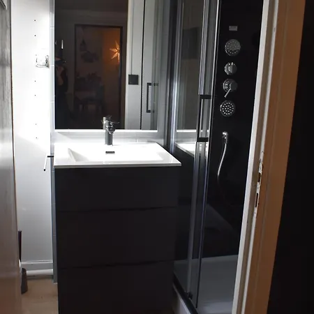 La Tour Du Rempart - T2 En Duplex En Hypercentre De Appartement *