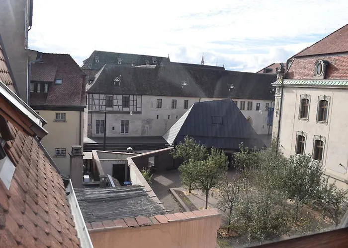 Lejlighed La Tour Du Rempart - T2 En Duplex En Hypercentre De